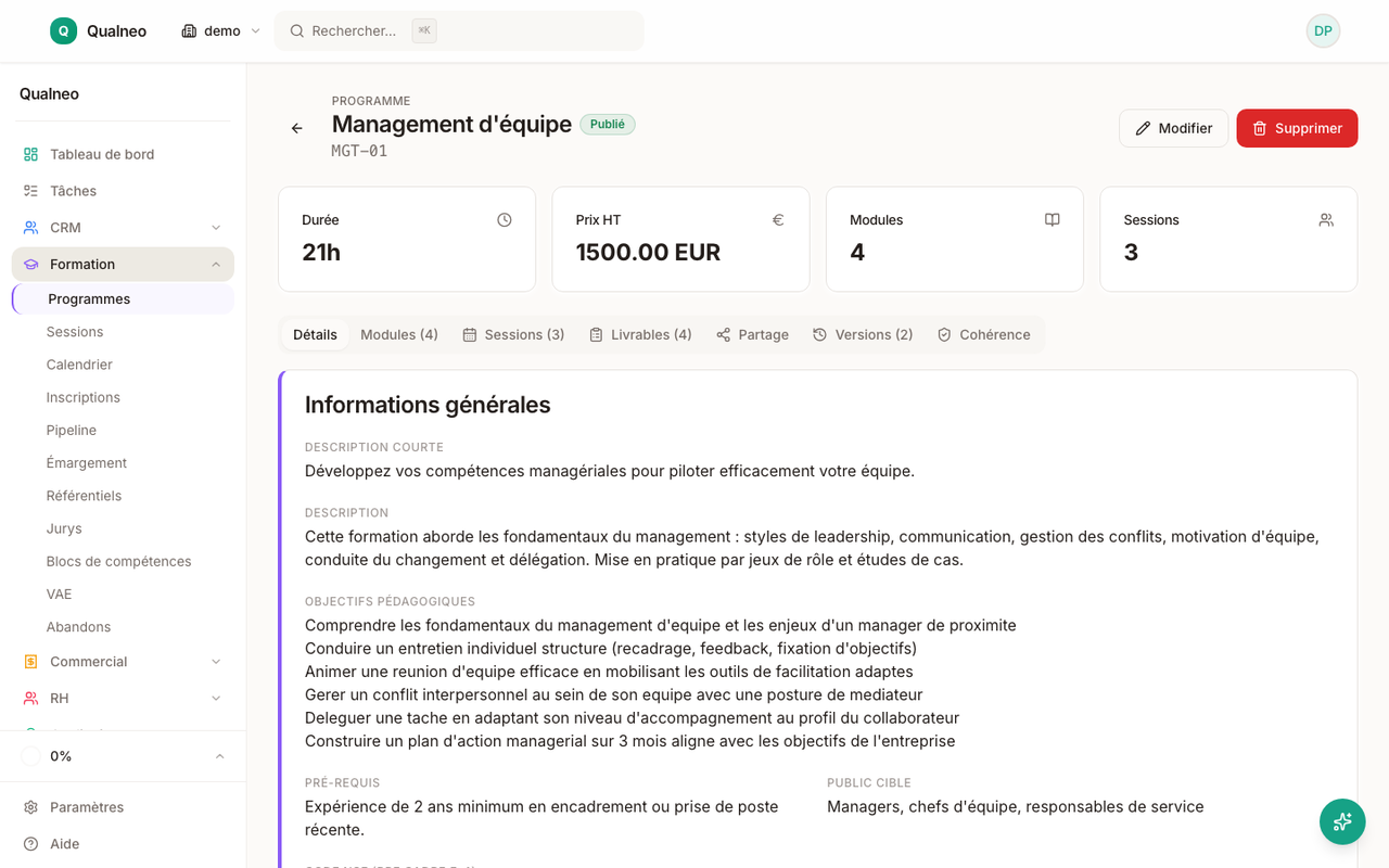 Programme de formation versionné avec objectifs, modules et prérequis