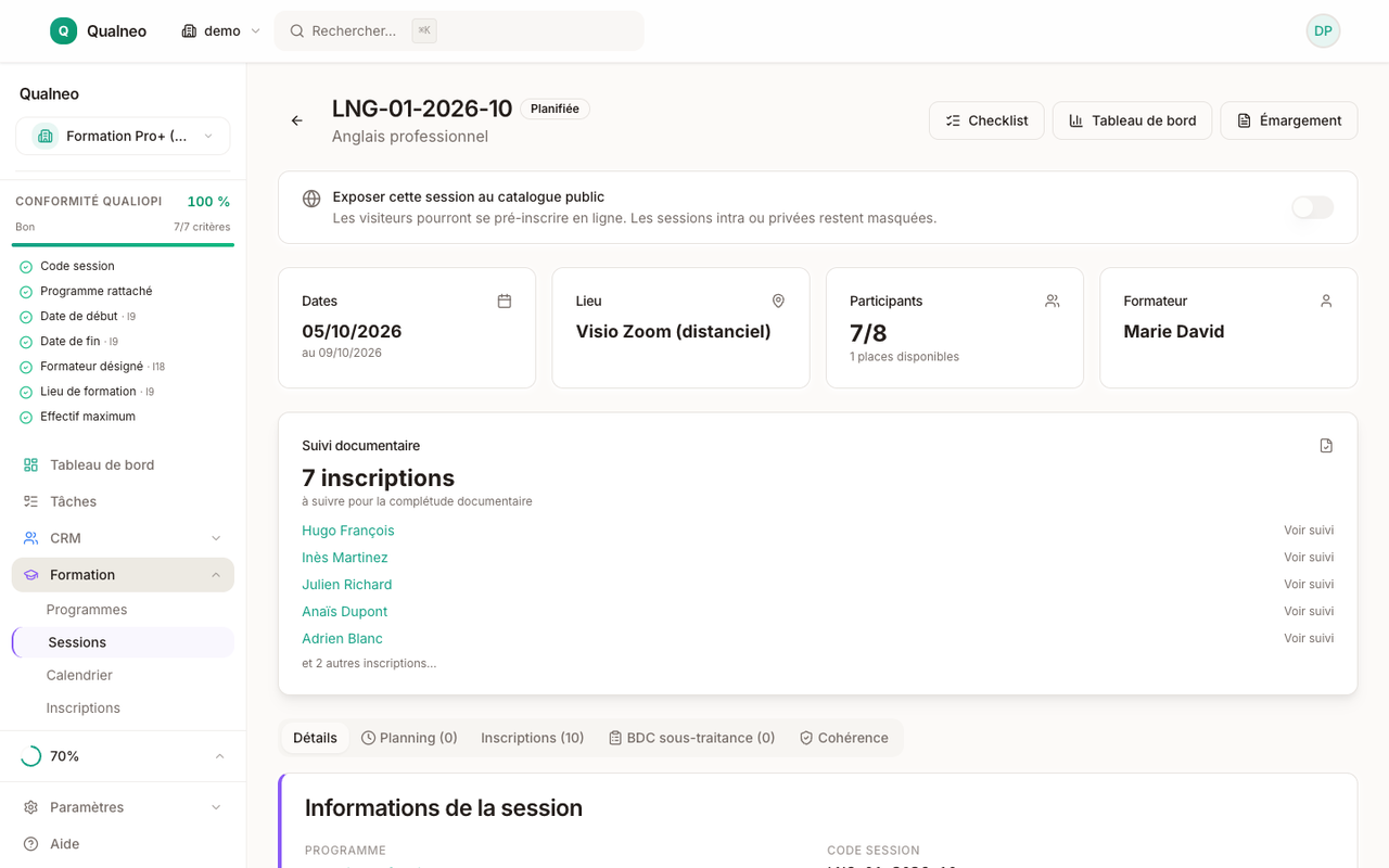 Formateur affecté à une session avec le badge Non invité et le bouton Inviter à confirmer